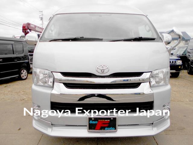 TOYOTA HIACE VAN