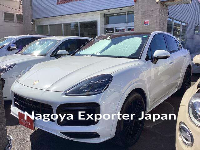 PORSCHE CAYENNE COUPE