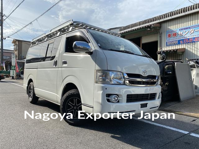 TOYOTA HIACE VAN