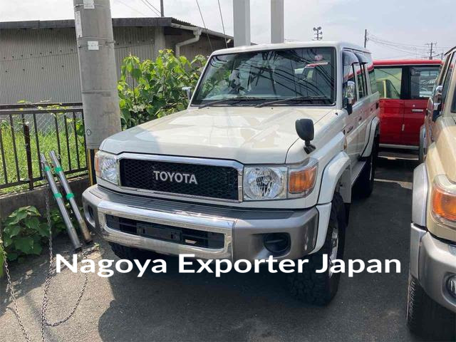 TOYOTA LAND CRUISER 70