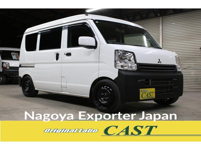 MITSUBISHI MINICAB VAN