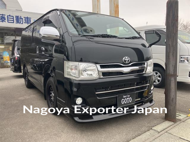 TOYOTA HIACE VAN