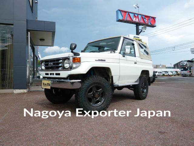 TOYOTA LAND CRUISER 70