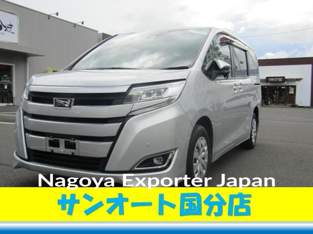 TOYOTA NOAH