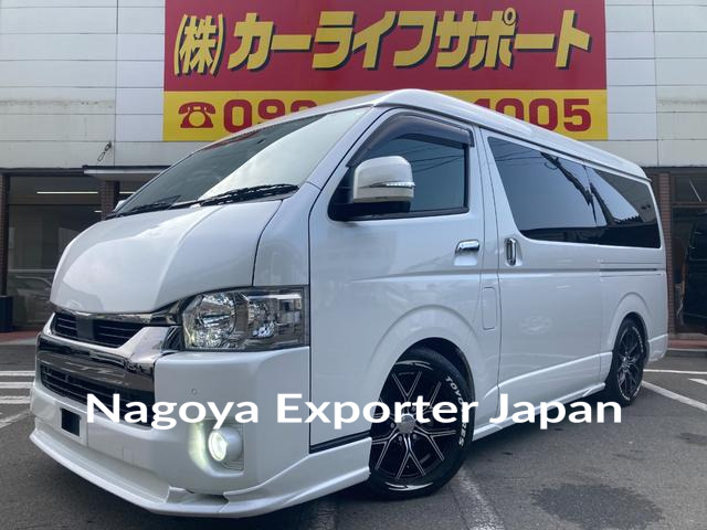 TOYOTA HIACE VAN