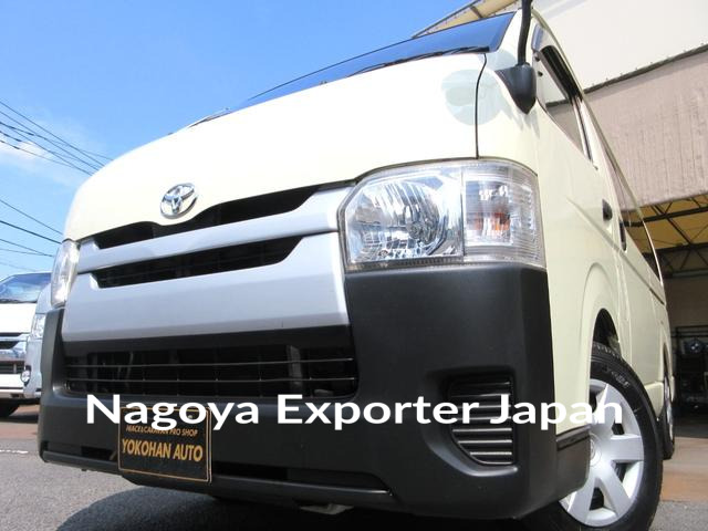 TOYOTA HIACE VAN