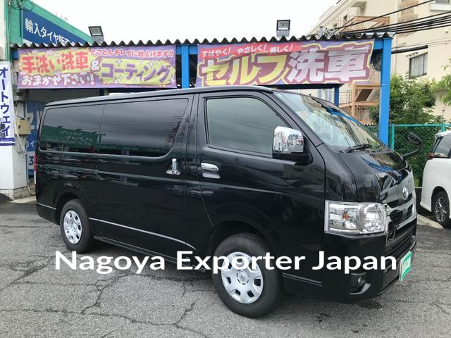 TOYOTA HIACE VAN
