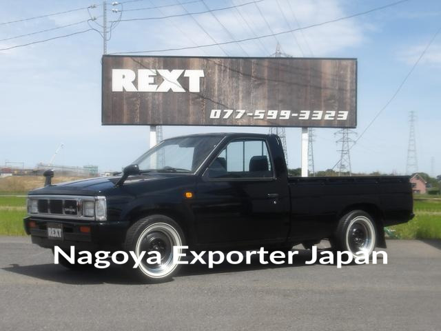 NISSAN DATSUN TRUCK