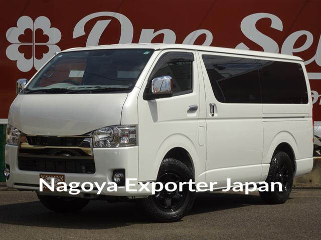 TOYOTA HIACE VAN