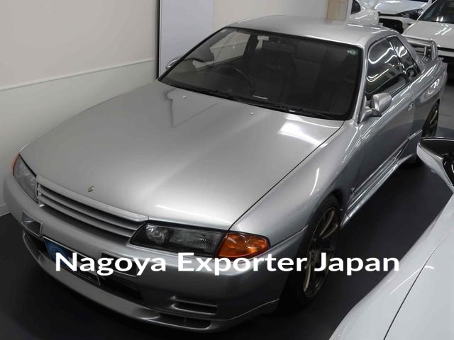 NISSAN SKYLINE
