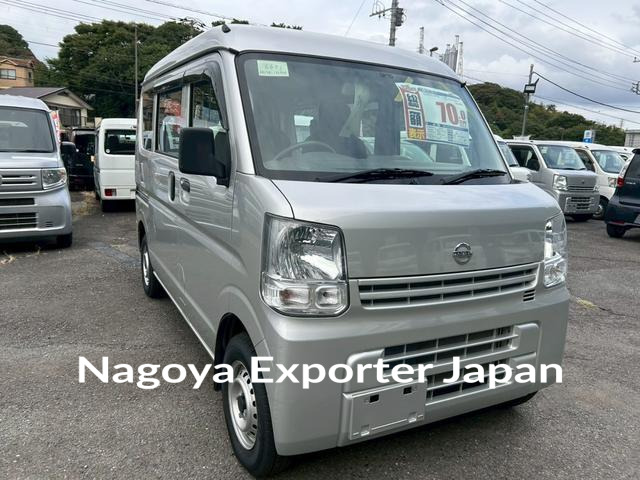 NISSAN NV100CLIPPER VAN