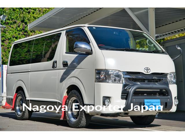 TOYOTA HIACE VAN