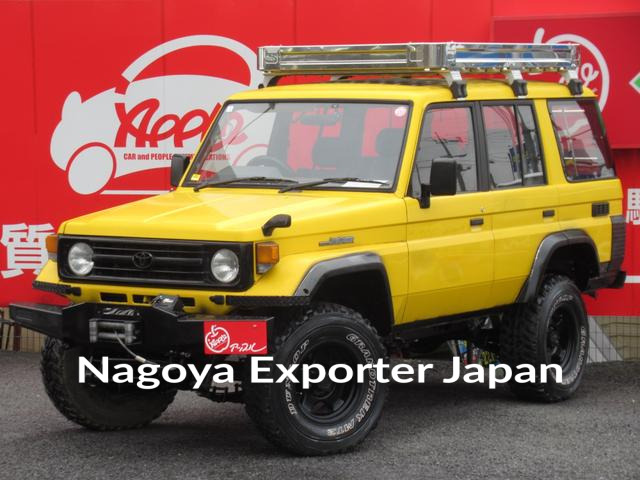 TOYOTA LAND CRUISER 70