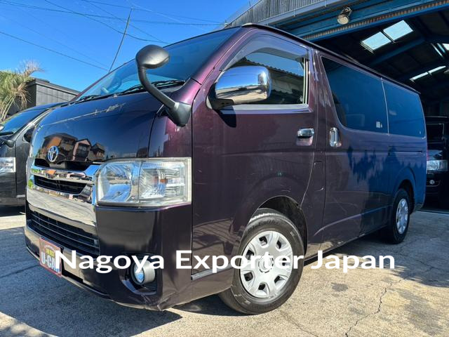 TOYOTA HIACE VAN
