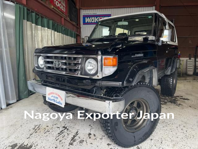 TOYOTA LAND CRUISER 70