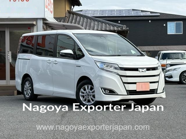 Toyota NOAH HYBRID G