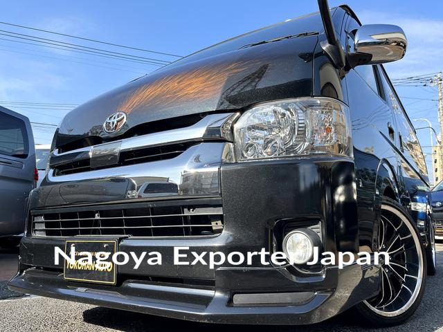 TOYOTA HIACE VAN