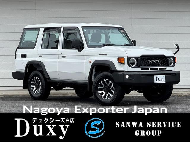 TOYOTA LAND CRUISER 70