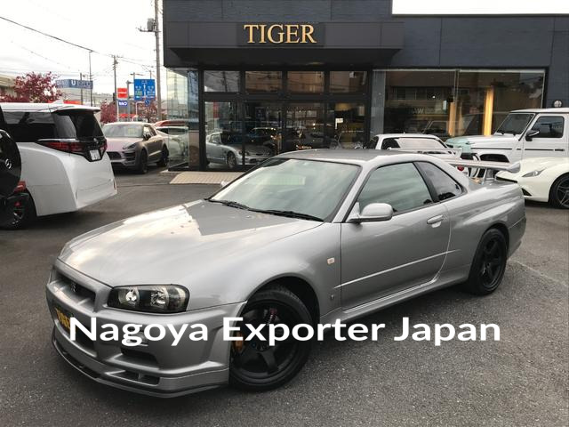 NISSAN SKYLINE