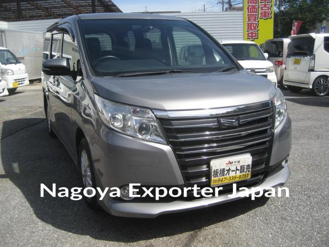 TOYOTA NOAH