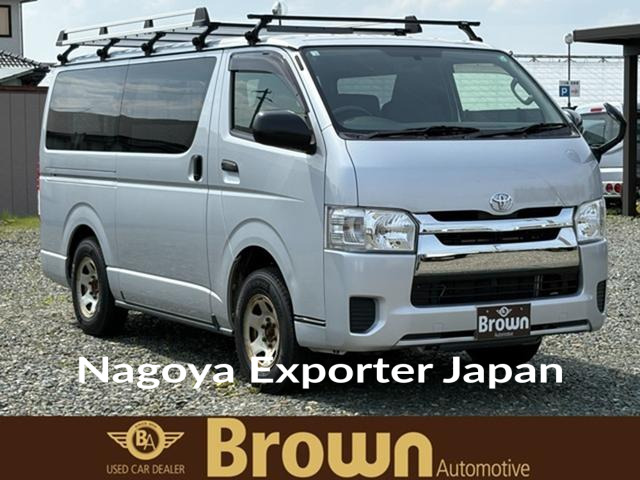 TOYOTA HIACE VAN