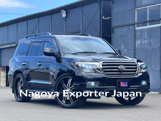 TOYOTA LAND CRUISER