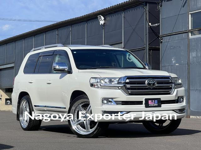 TOYOTA LAND CRUISER