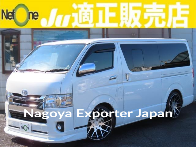 TOYOTA HIACE VAN