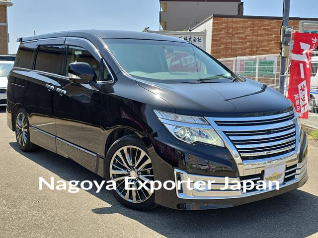 NISSAN ELGRAND