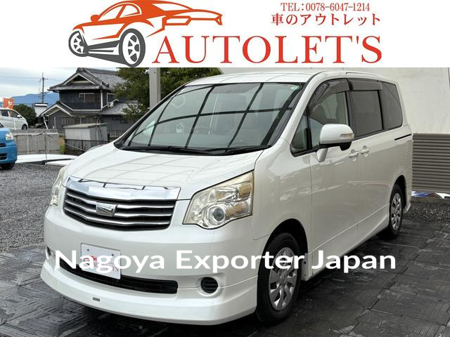 TOYOTA NOAH