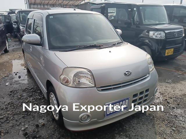 DAIHATSU ESSE