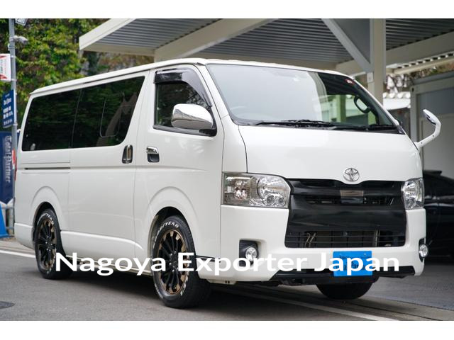 TOYOTA HIACE VAN