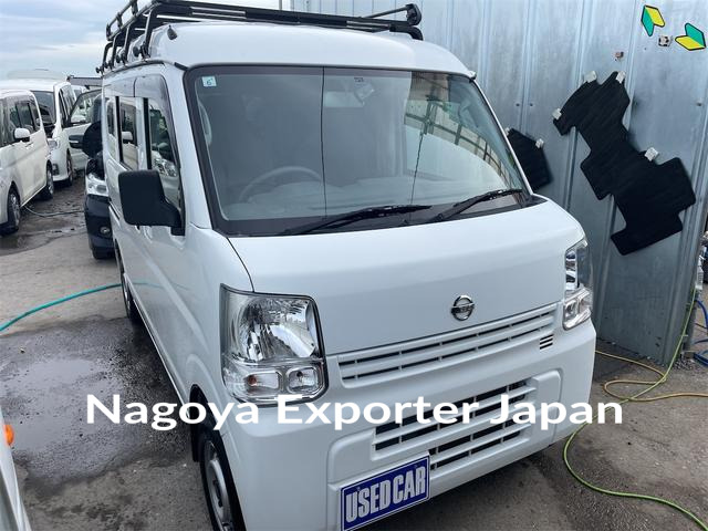 NISSAN NV100CLIPPER VAN