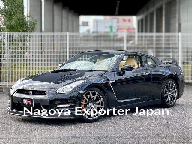 NISSAN GT-R