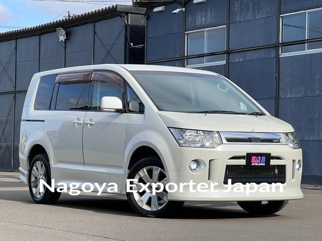 MITSUBISHI DELICA D:5