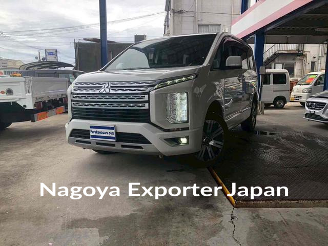 MITSUBISHI DELICA D:5