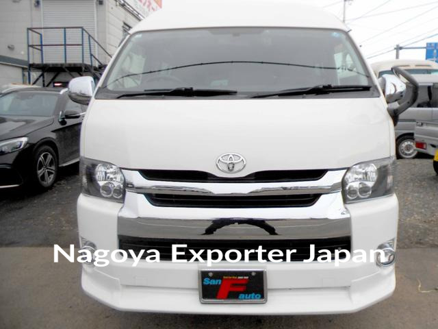 TOYOTA HIACE VAN