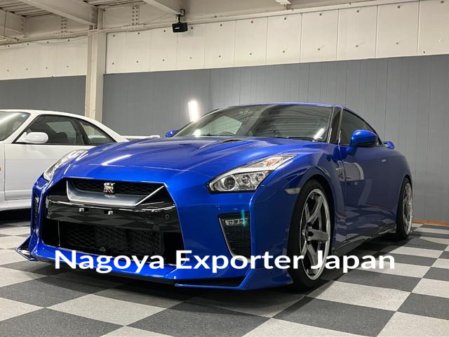 NISSAN GT-R