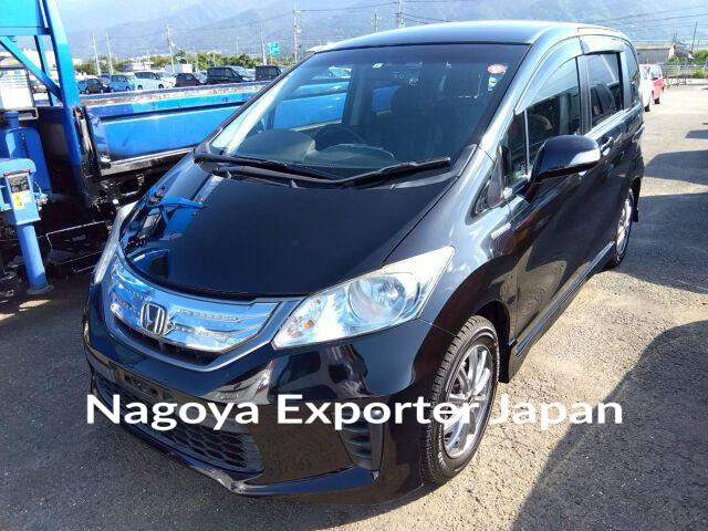 HONDA FREED HYBRID
