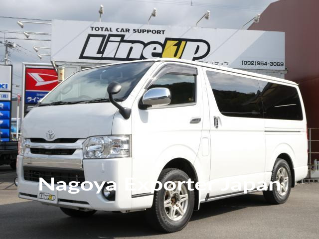 TOYOTA HIACE VAN