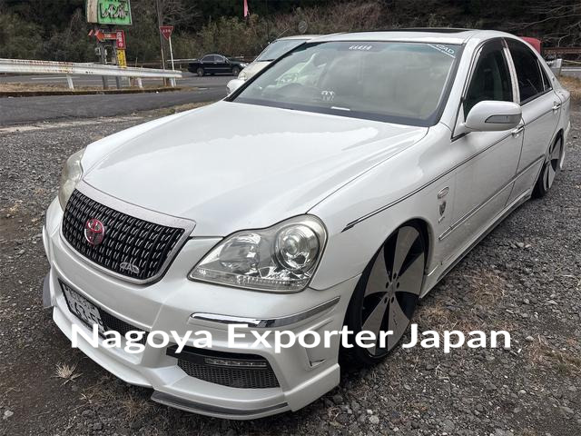 TOYOTA CROWN MAJESTA