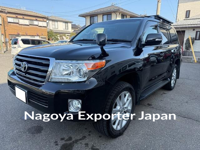TOYOTA LAND CRUISER