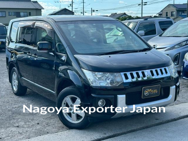 MITSUBISHI DELICA D:5