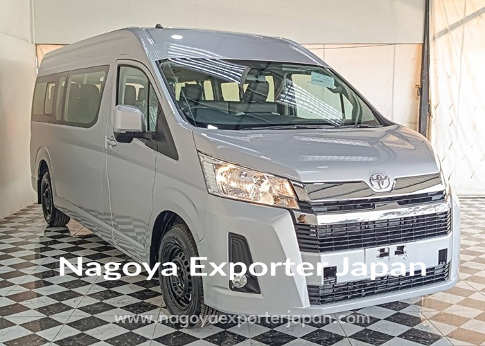 TOYOTA HIACE COMMUTER