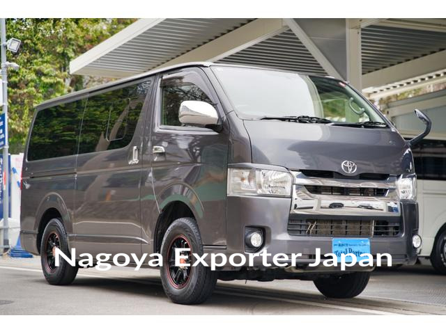 TOYOTA HIACE VAN