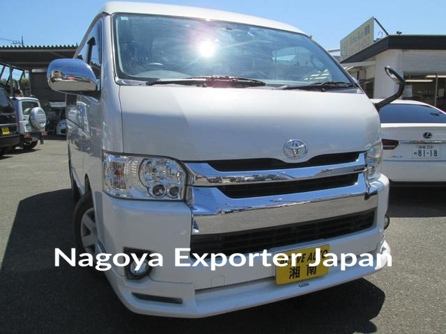 TOYOTA HIACE WAGON