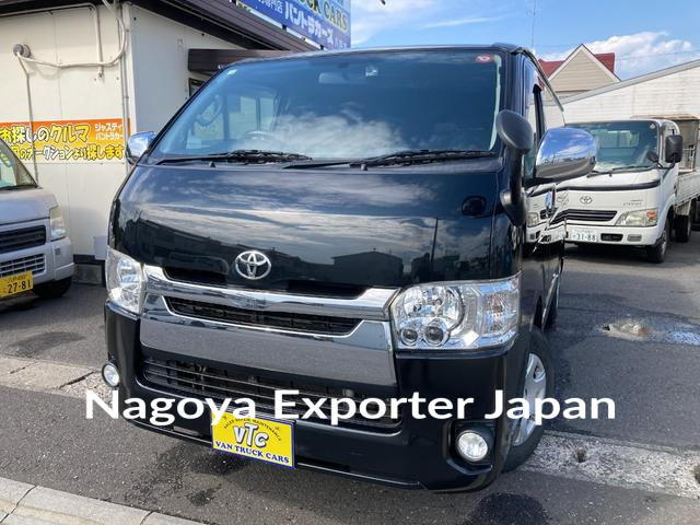 TOYOTA HIACE VAN