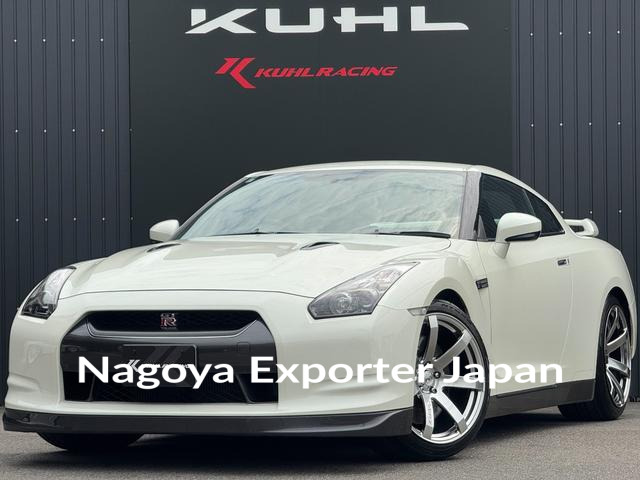 NISSAN GT-R