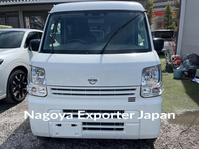 NISSAN NV100CLIPPER VAN