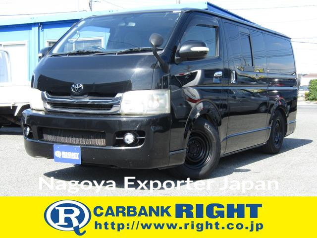TOYOTA HIACE VAN